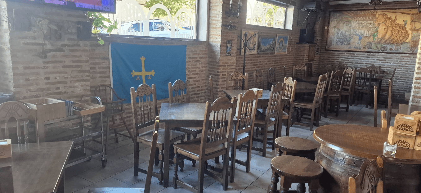 Interior de Sidrería los arcos